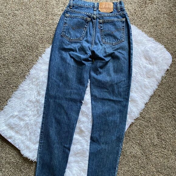 Vintage Levi’s MADE IN USA Hi Rise Mom Jeans Size 5 17512-0807 - Picture 2 of 11